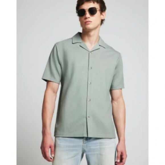 Tommy Bahama Silk Short Sleeve Button Down Shirt - Picture 1 of 5